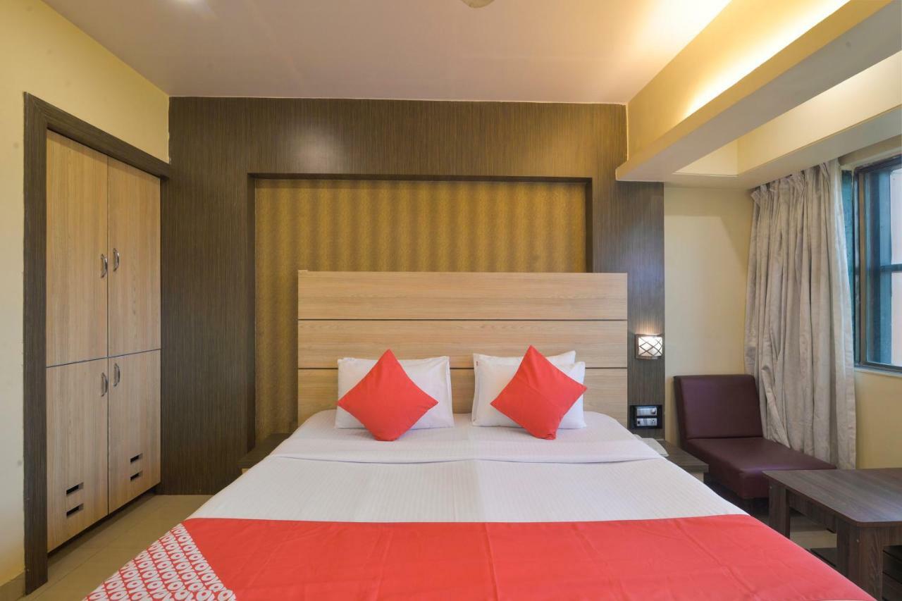 Oyo 3287 Hotel Mansarovar Nova Bombaim Exterior foto